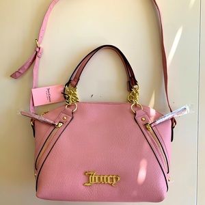 JUICY COUTURE  Zippered up  purse